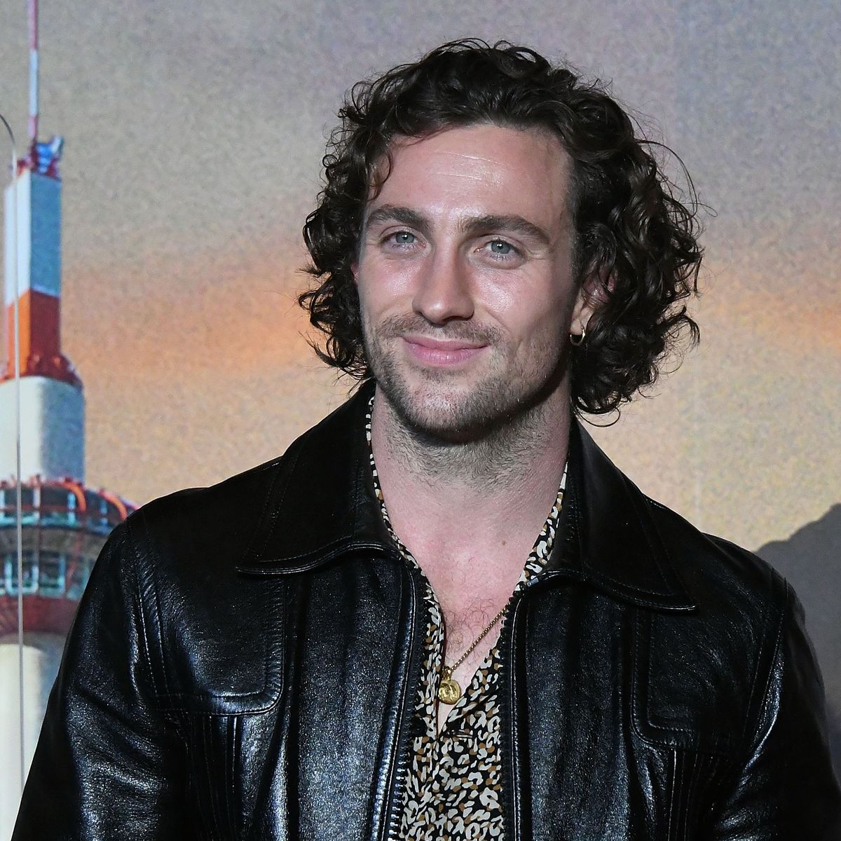 kyoto, japan august 23 aaron taylor johnson attends the bullet train stage greeting at toho cinemas kyoto on august 23, 2022 in kyoto, japan photo by jun satowireimage
