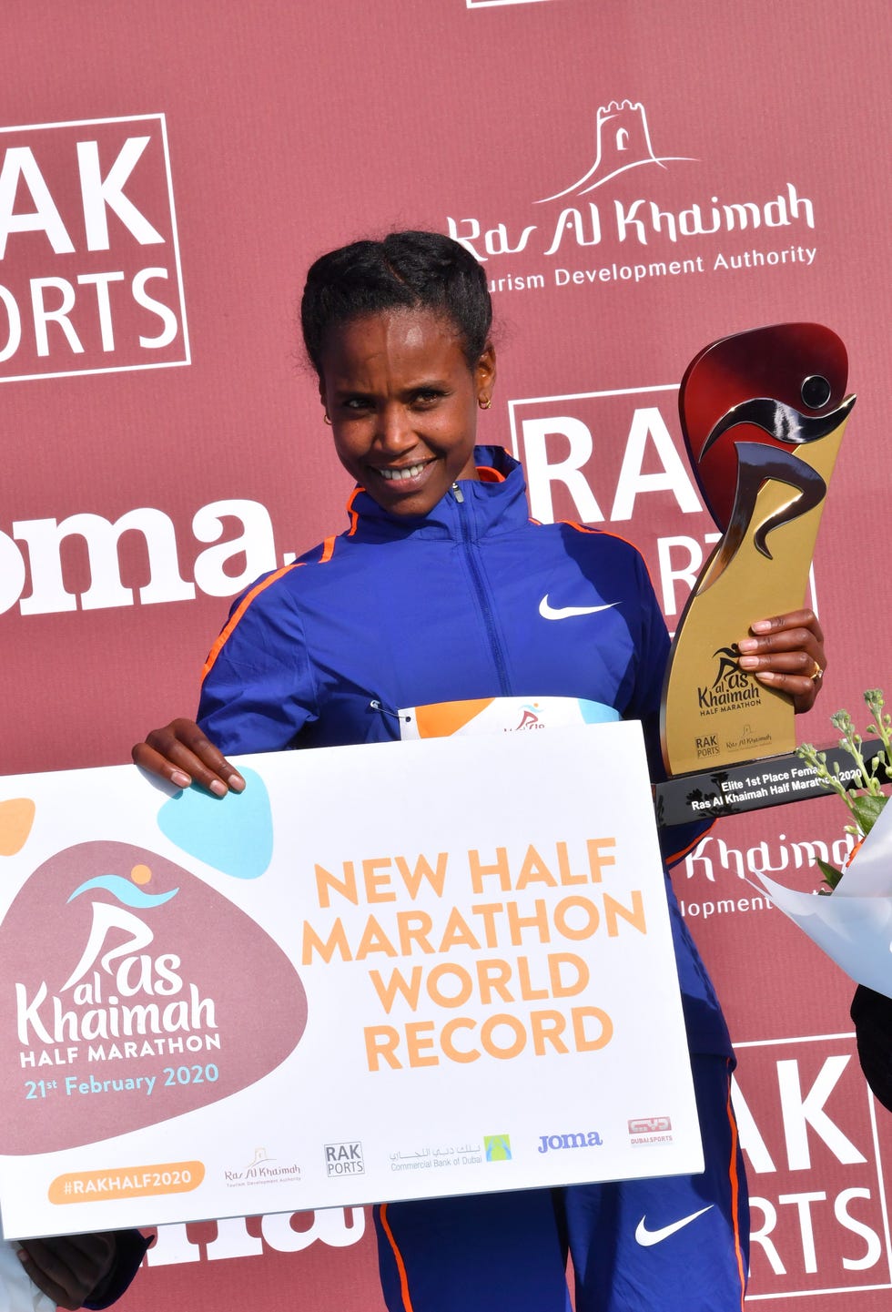 MARATHON-UAE-WORLD-RECORD