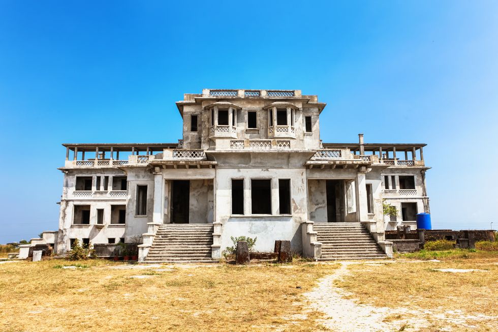 abandoned hotel bokor palace in ghost town hill station near