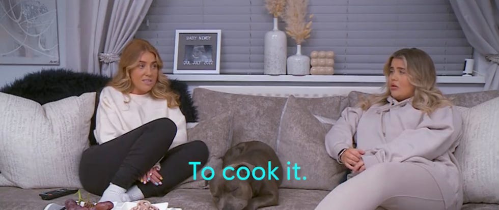 abbie, georgia, gogglebox