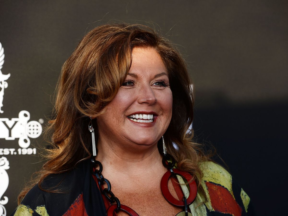Abby Lee Miller marks 4 years since cancer diagnosis, becoming