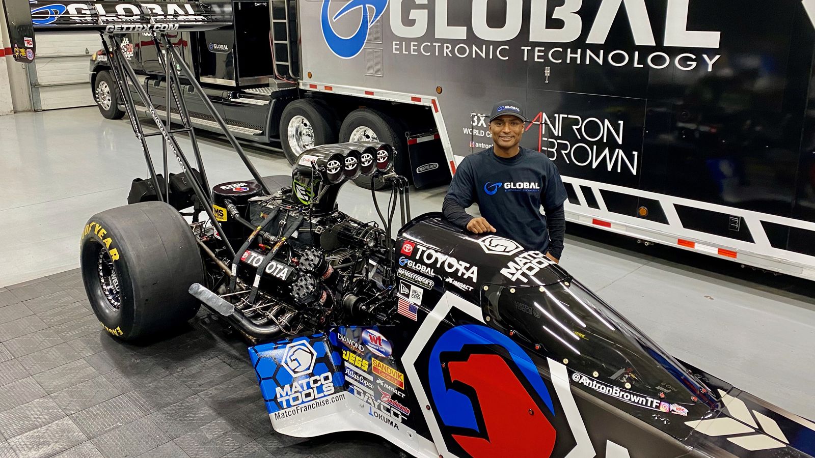 Antron Brown clinches third NHRA Top Fuel championship