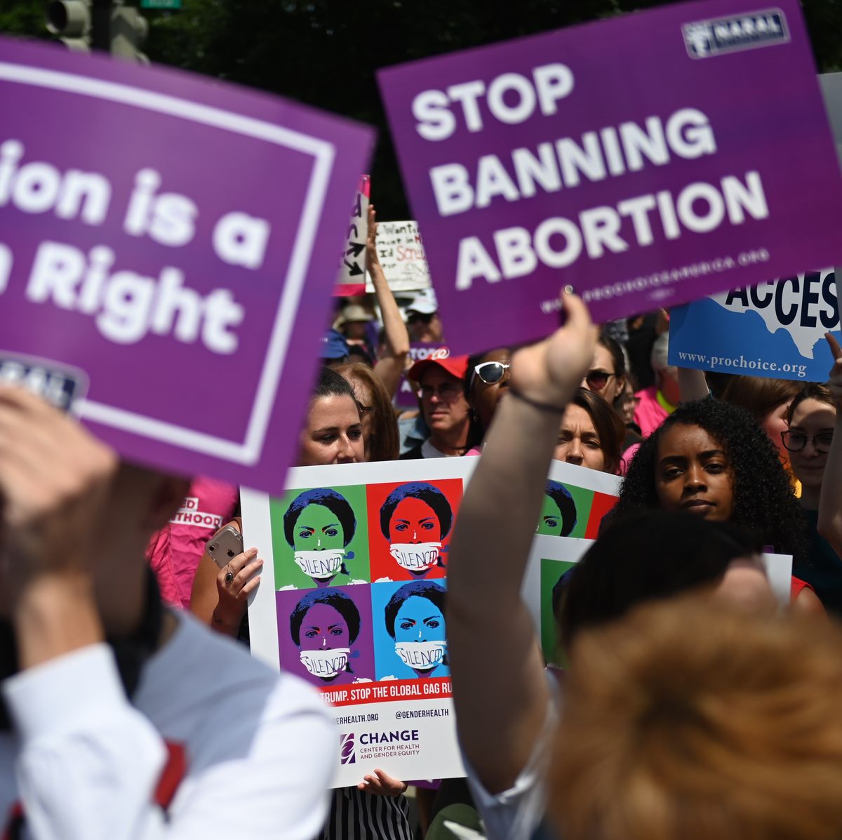 us-politics-abortion-protest-social