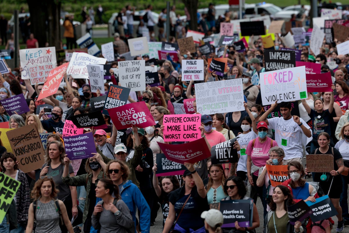 Here Are 40 Sign Ideas For Your Next Abortion Rights Protest