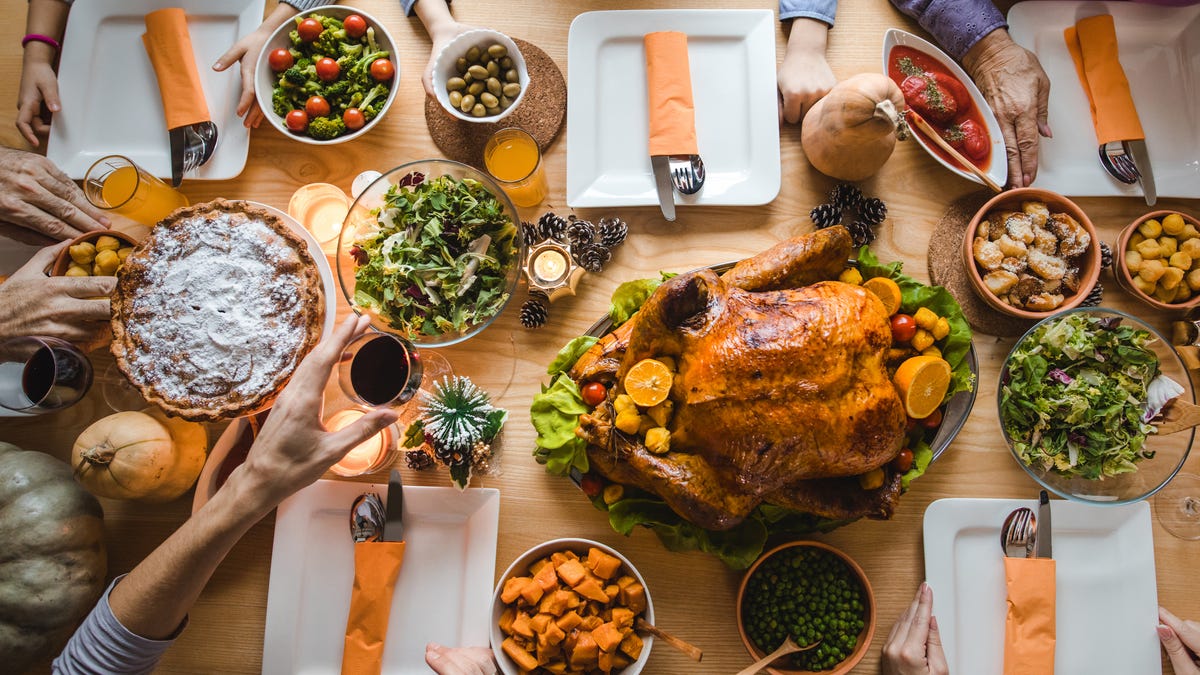 preview for 7 Thanksgiving Facts to Feast Your Eyes On