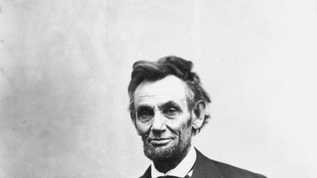 preview for Abraham Lincoln - Mini Biography