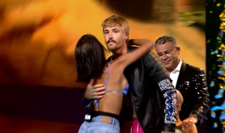 abrazo sin beso gorka y marieta