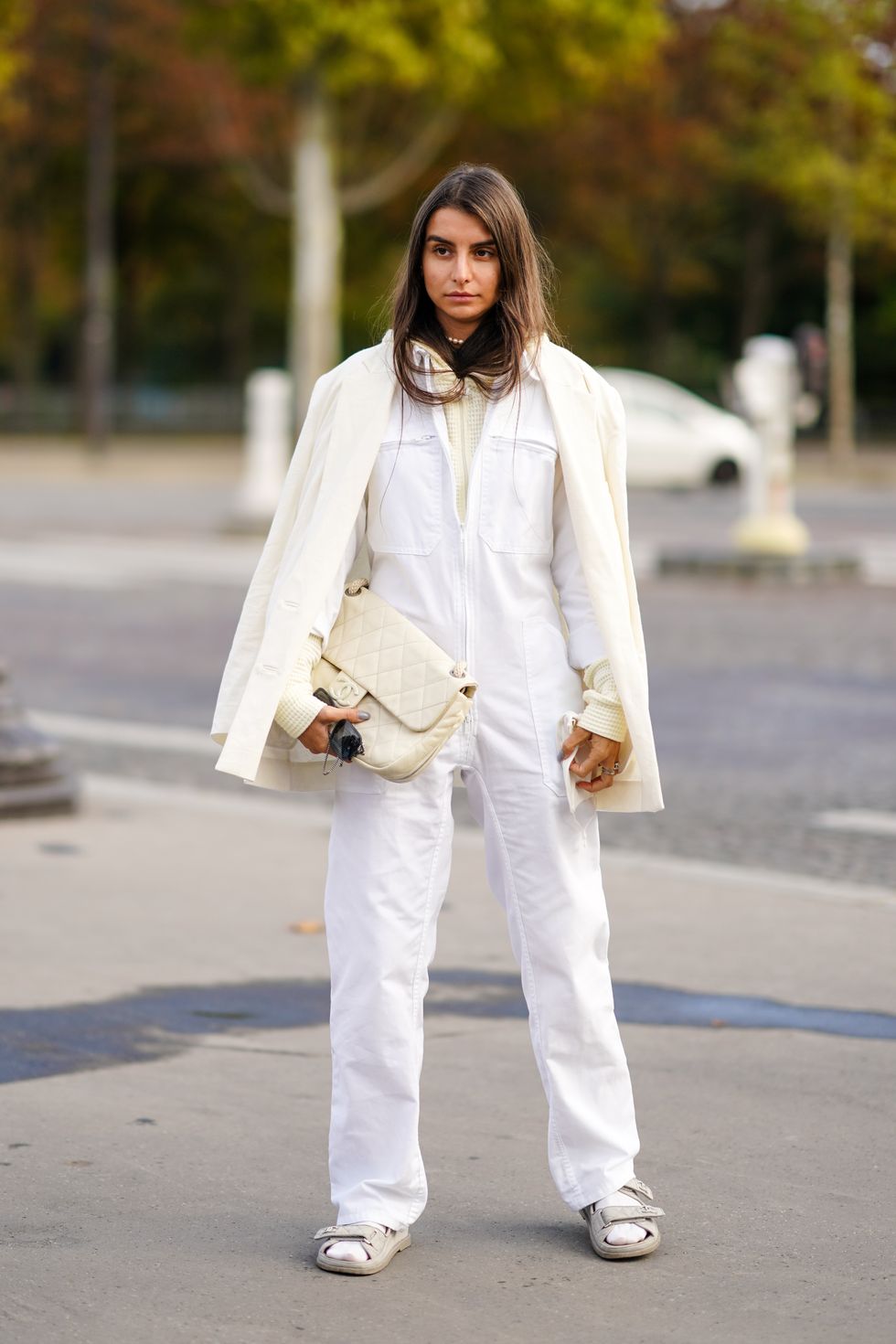Consigue un look sofisticado con un nuevo abrigo blanco largo esta  temporada (y muchos están de rebajas)
