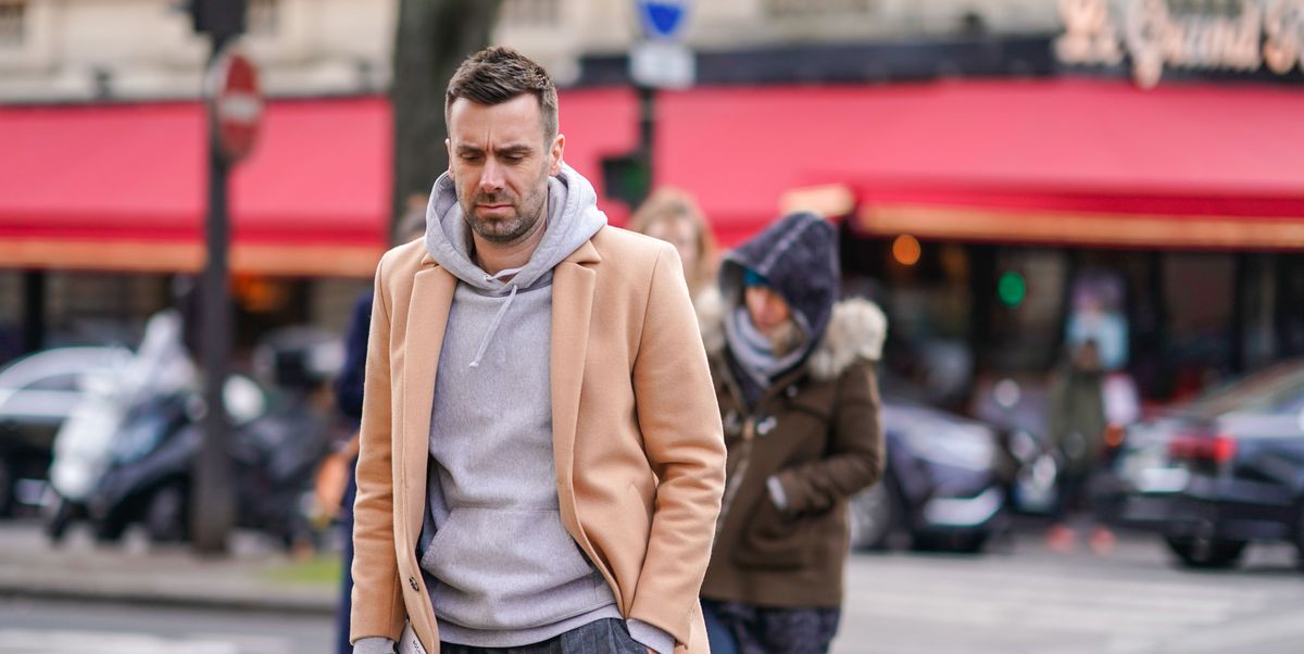 Rebajas en Zara hombre: abrigo camel por menos de 50 euros