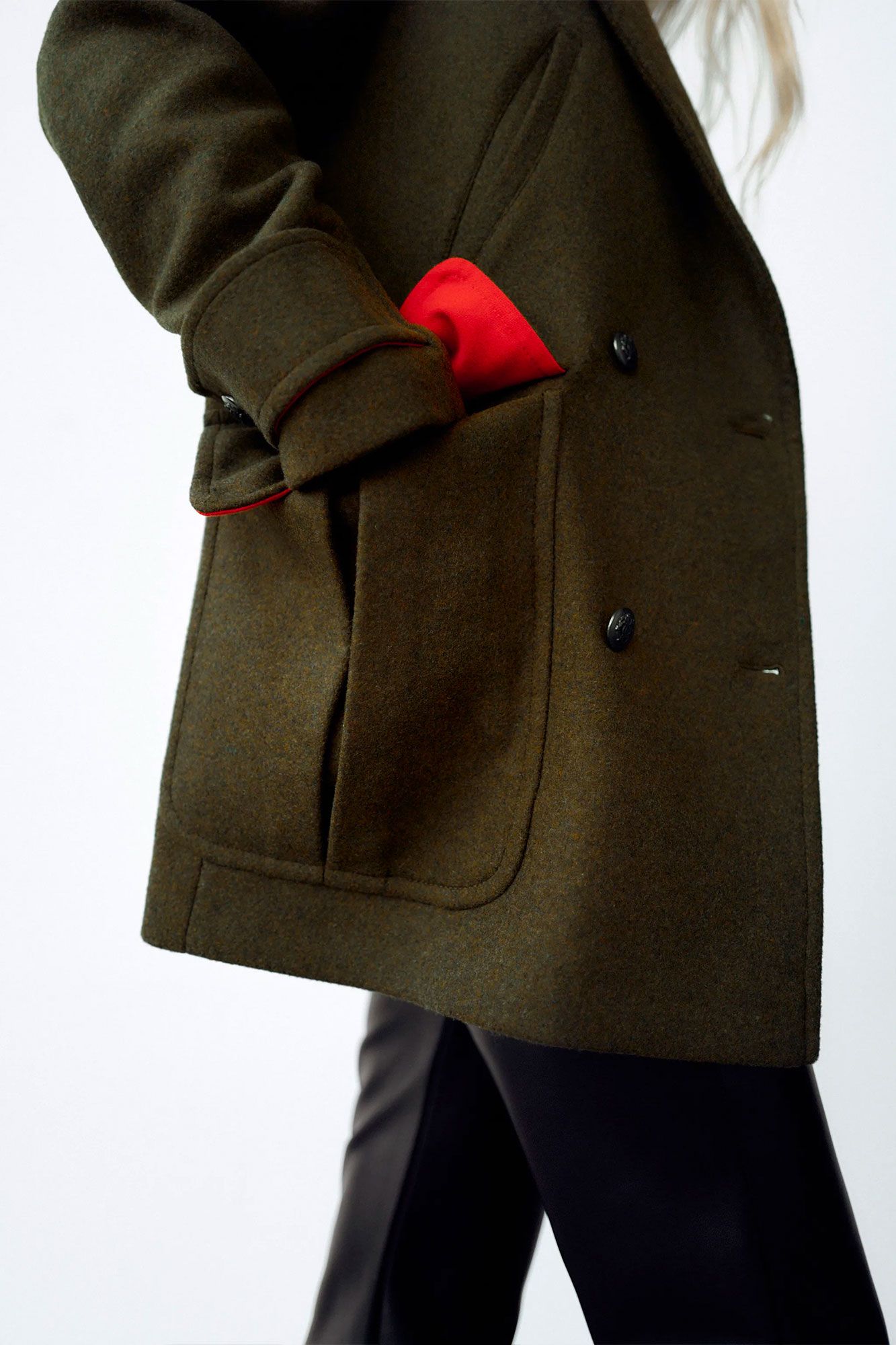 El abrigo de verde Zara que inspira Marant 2016