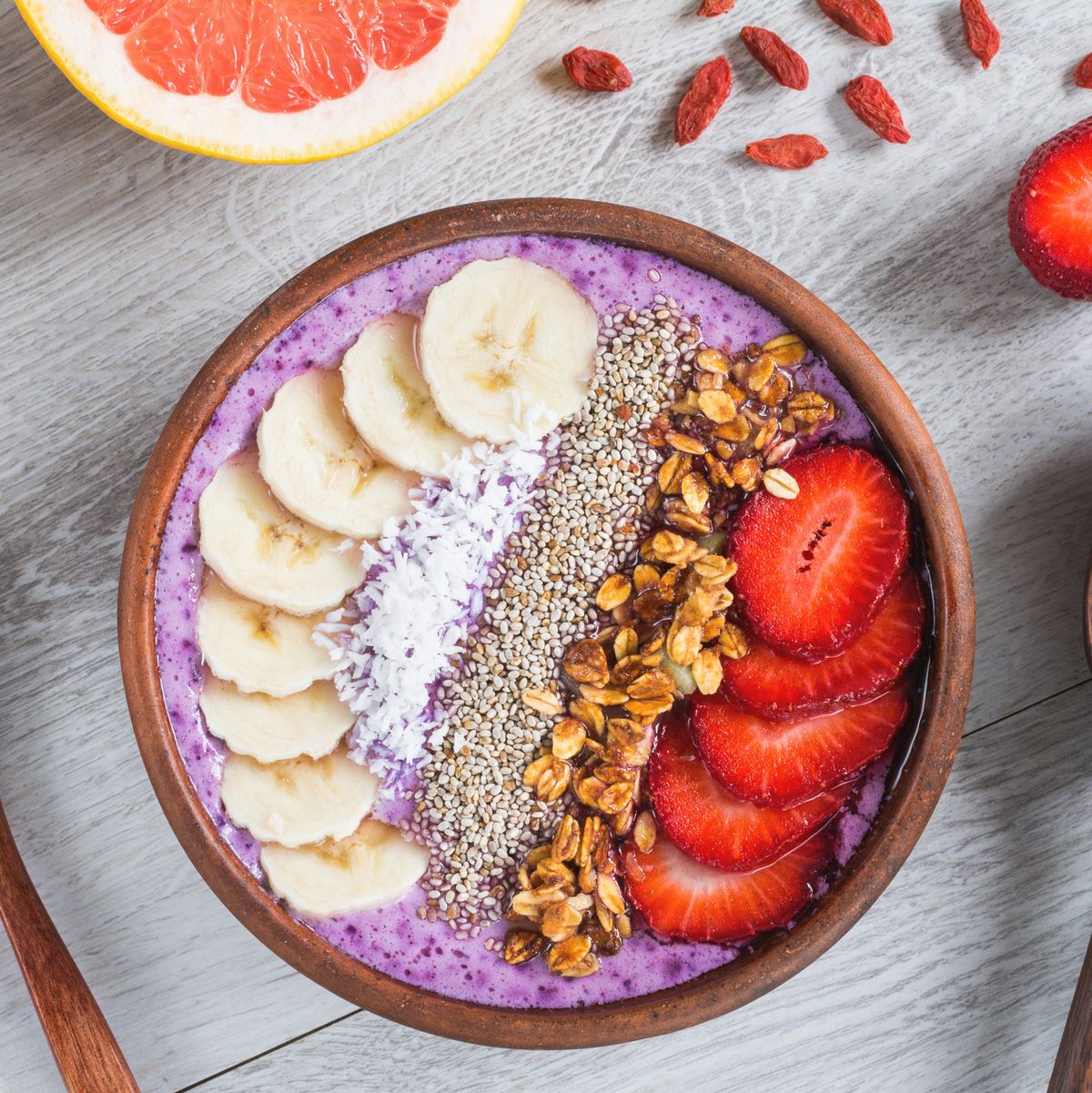 Acai Smoothie Bowl With Superfoods