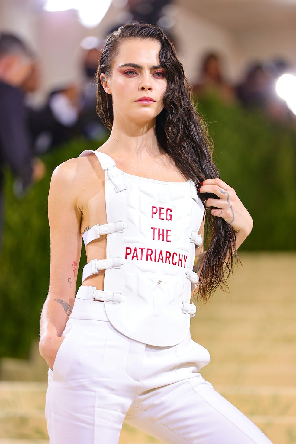 new york, new york   september 13 cara delevingne attends the 2021 met gala celebrating in america a lexicon of fashion at metropolitan museum of art on september 13, 2021 in new york city photo by theo wargogetty images