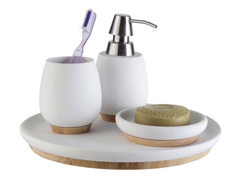 Soap dispenser, Product, Bathroom accessory, Soap dish, Ceramic, Serveware, Interior design, Tableware, 