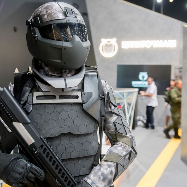 Ballistic vest, Troop, Costume, Helmet, Personal protective equipment, Military, Fictional character, Soldier, Swat, Space, 
