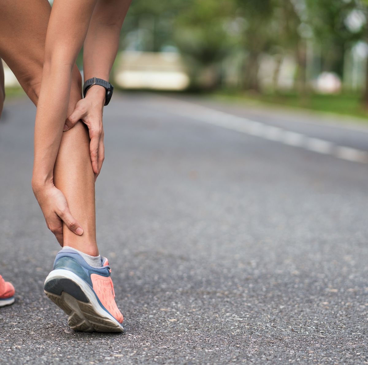 7 Common Conditions that Cause Lower Leg Pain