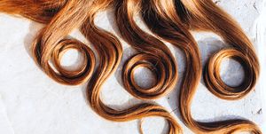 acidi capelli migliori prodotti illuminanti novità 2022 acido sui capelli a cosa serve come funziona capelli brillanti luminosi effetto gloss