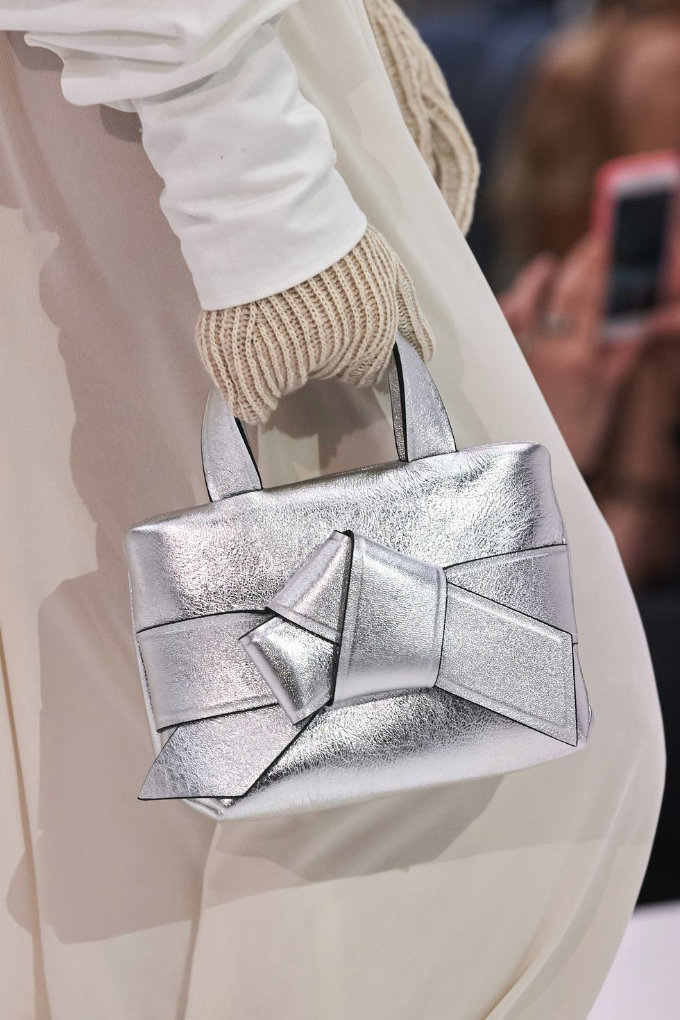5 Biggest Bag Trends for Fall/Winter 2021 — Purses Runway Fashion Versace  Prada Gucci