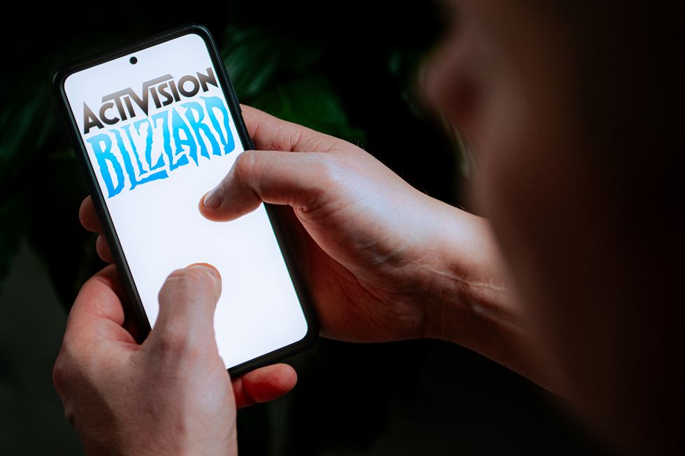 Activision Blizzard-Logo auf einem Telefon