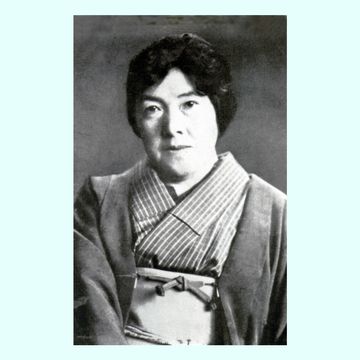 【日本の女性アクティビスト列伝 4・最終回】100年前、「女性の労働と子育て」について、本気で熱いバトルを戦わせたことがありました。その議論に参戦した一人が与謝野晶子。『みだれ髪』などで知られる当時のスター歌人です。女性をとりまく状況を何とか変えるため「厳しめ目標設定」で叱咤激励、女性たちに自立を促しました。﻿