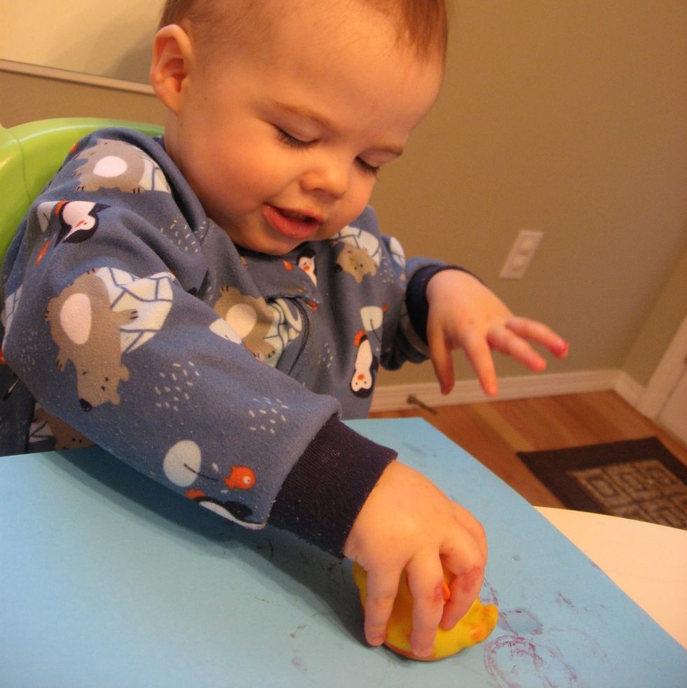 30 Best Activities for 1-Year-Olds That Are Fun & Easy