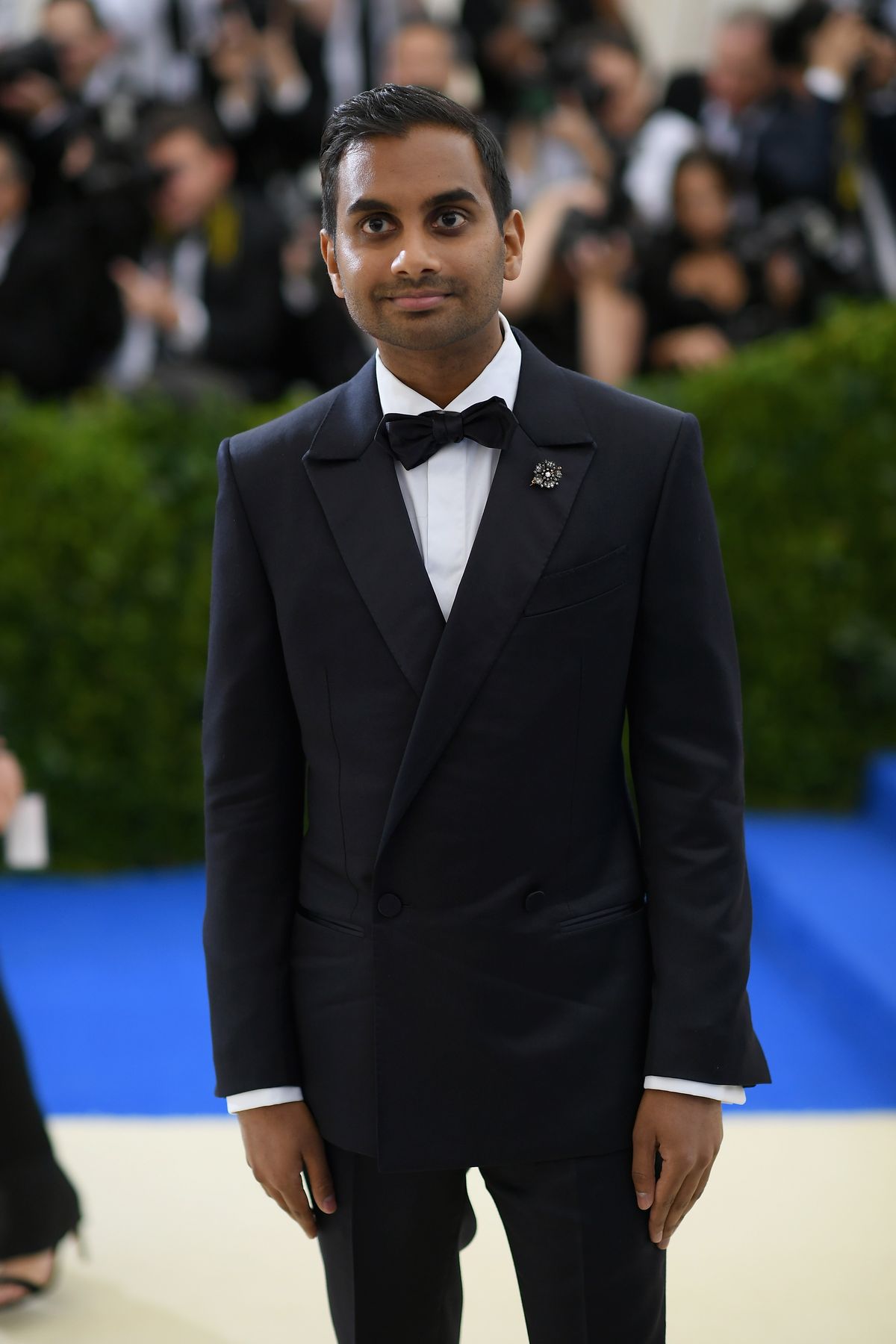 Aziz Ansari Addresses Sexual Misconduct Allegations Onstage at Show