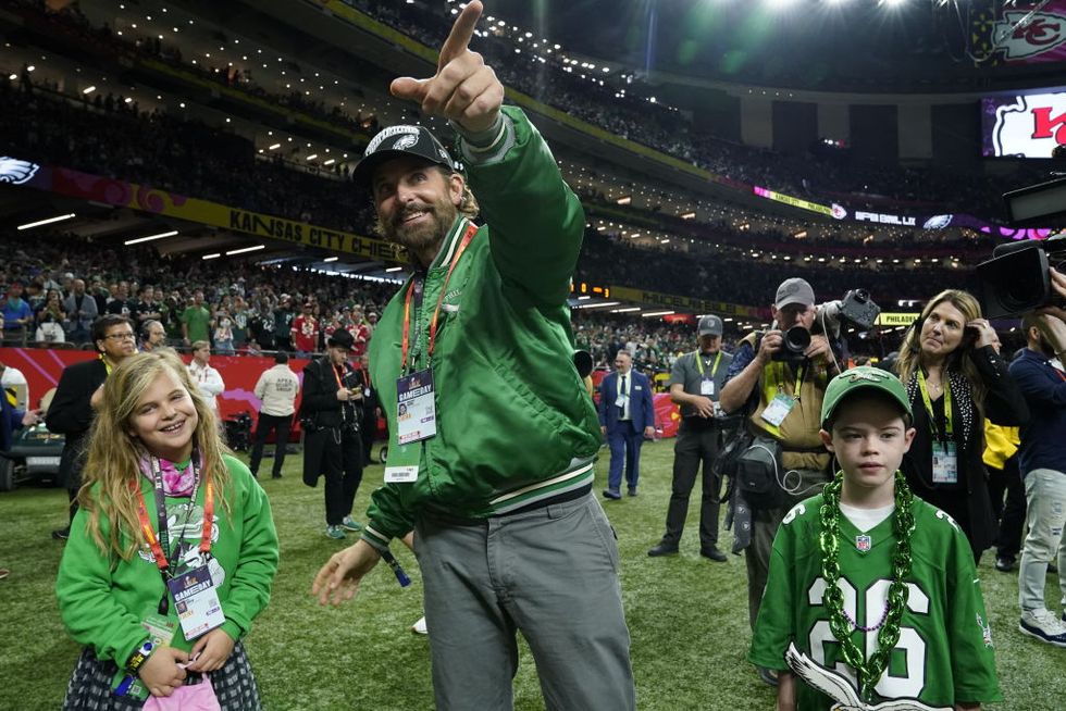 amfoot superbowl chiefs eagles