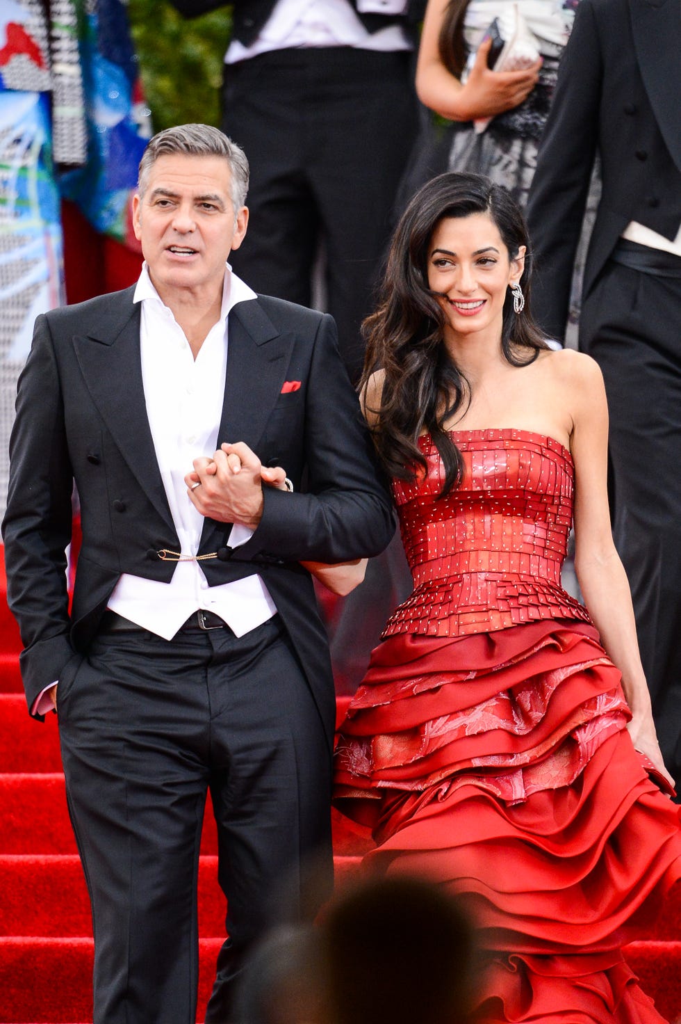 Amal and George Clooney’s Body Language—What It Reveals