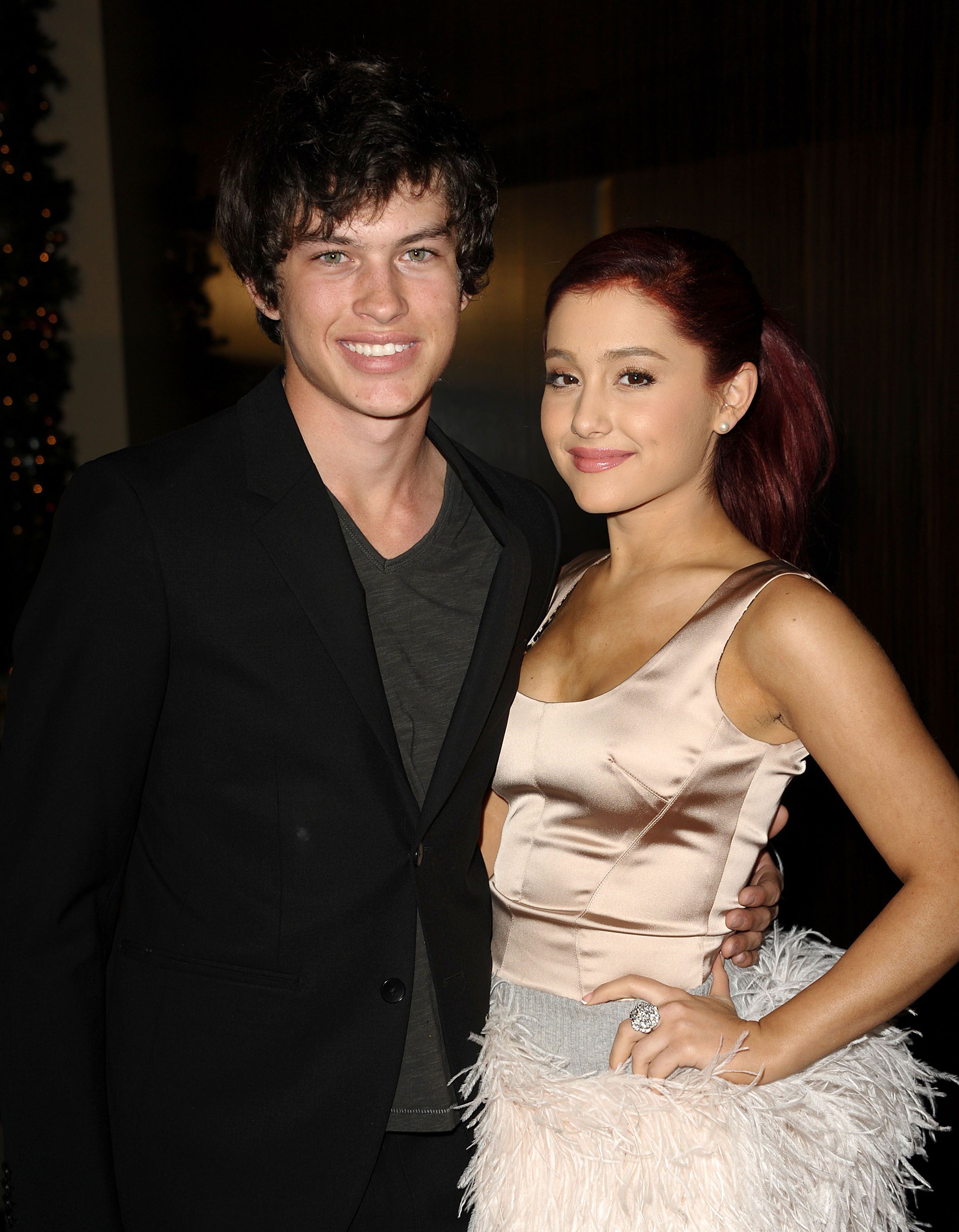 Elizabeth Gillies And Ariana Grande Porn - Ariana Grande Went Out With Ex-Boyfriend Graham Phillips in New York City - Ariana  Grande Dating Rumors