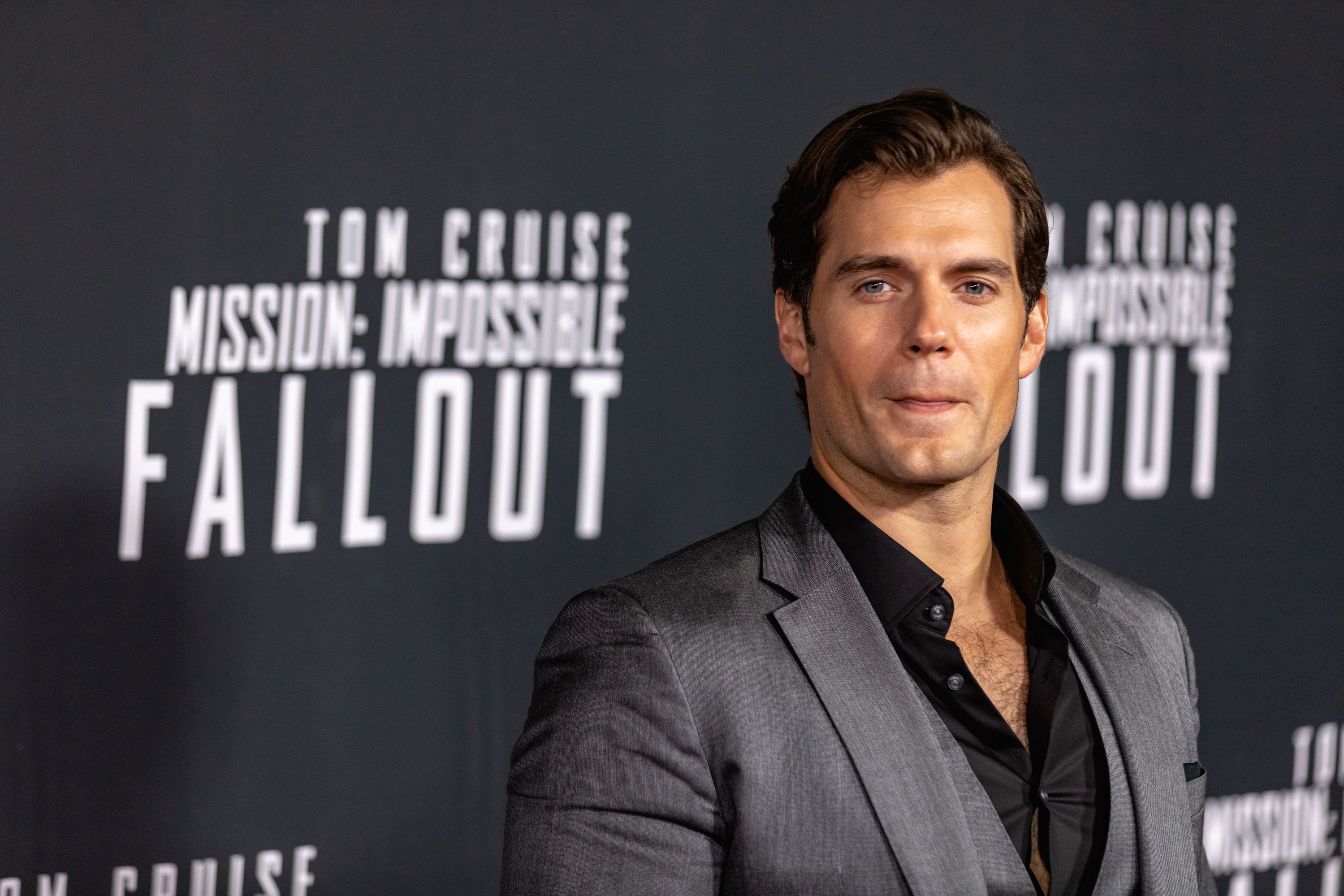 Superman' Henry Cavill posa sem camisa e ator brinca: Mamilos simpáticos  - Quem