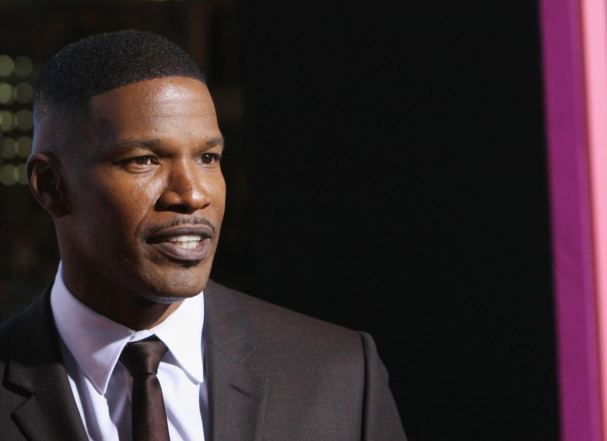 Jamie Foxx impersonating.