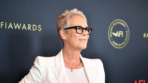 preview for Jamie Lee Curtis Knew She’d Marry Christopher Guest Before They Met