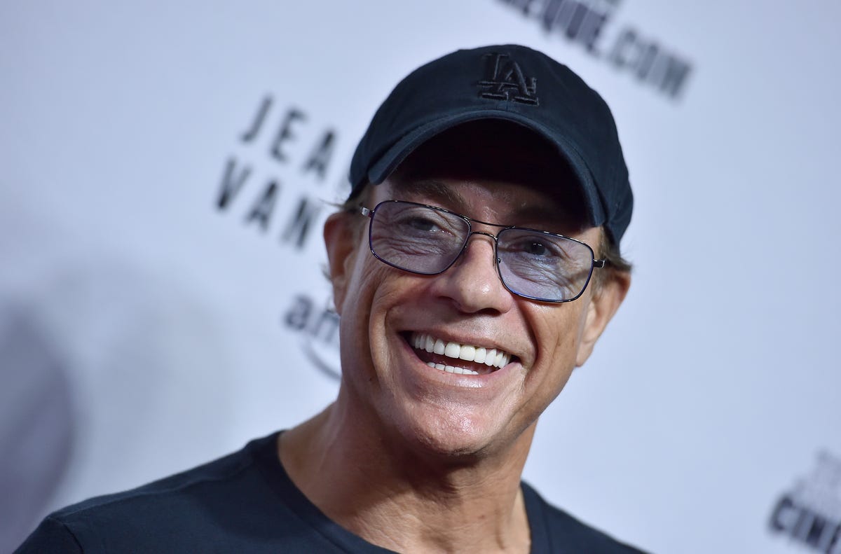 La transformación de Jean-Claude Van Damme y sus patadas voladoras a los 64 años en el poderoso tráiler de su nueva película de acción