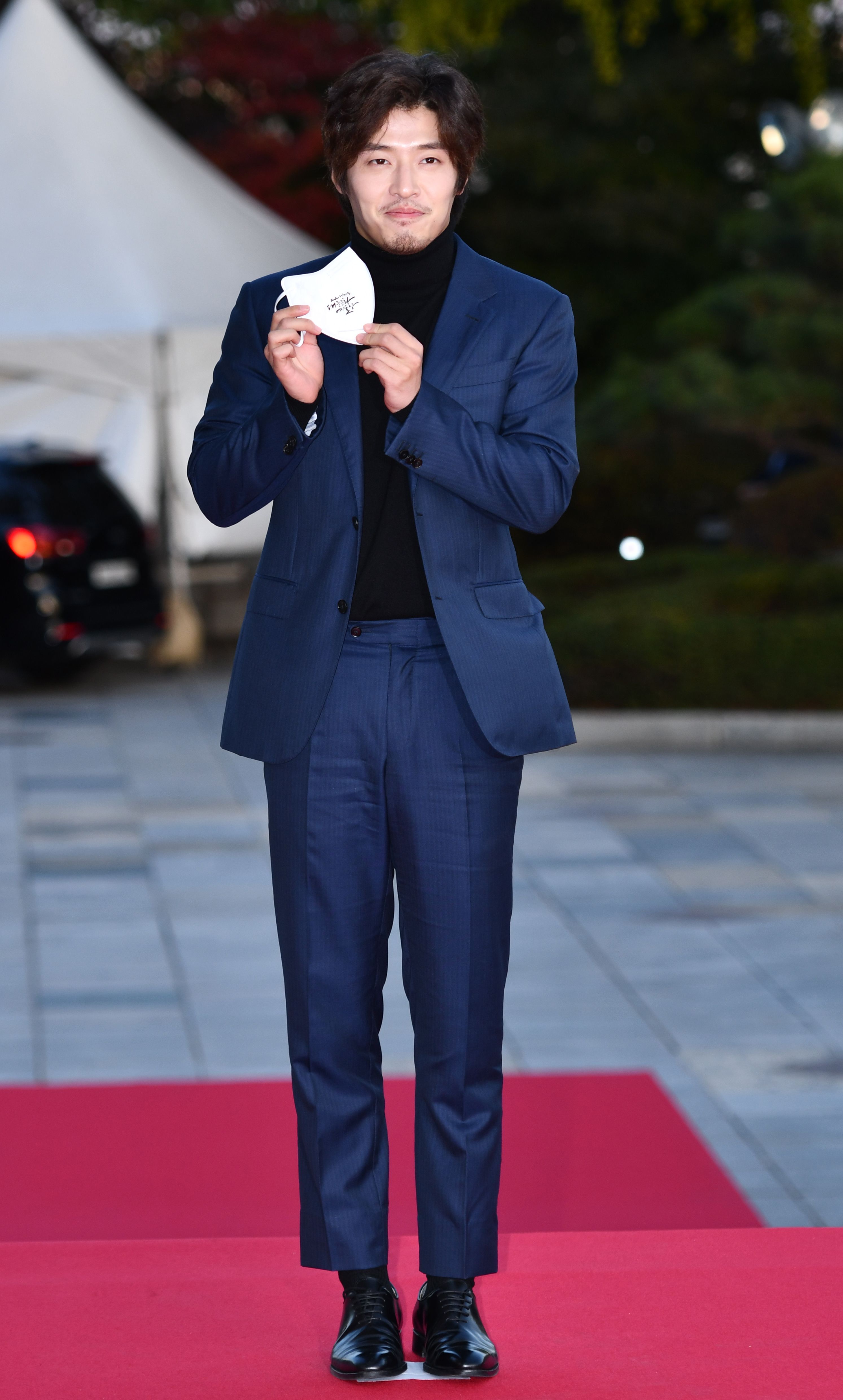 韓国ドラマ「椿の花咲く頃」主演俳優が来日！ 韓国の人気スター、カン