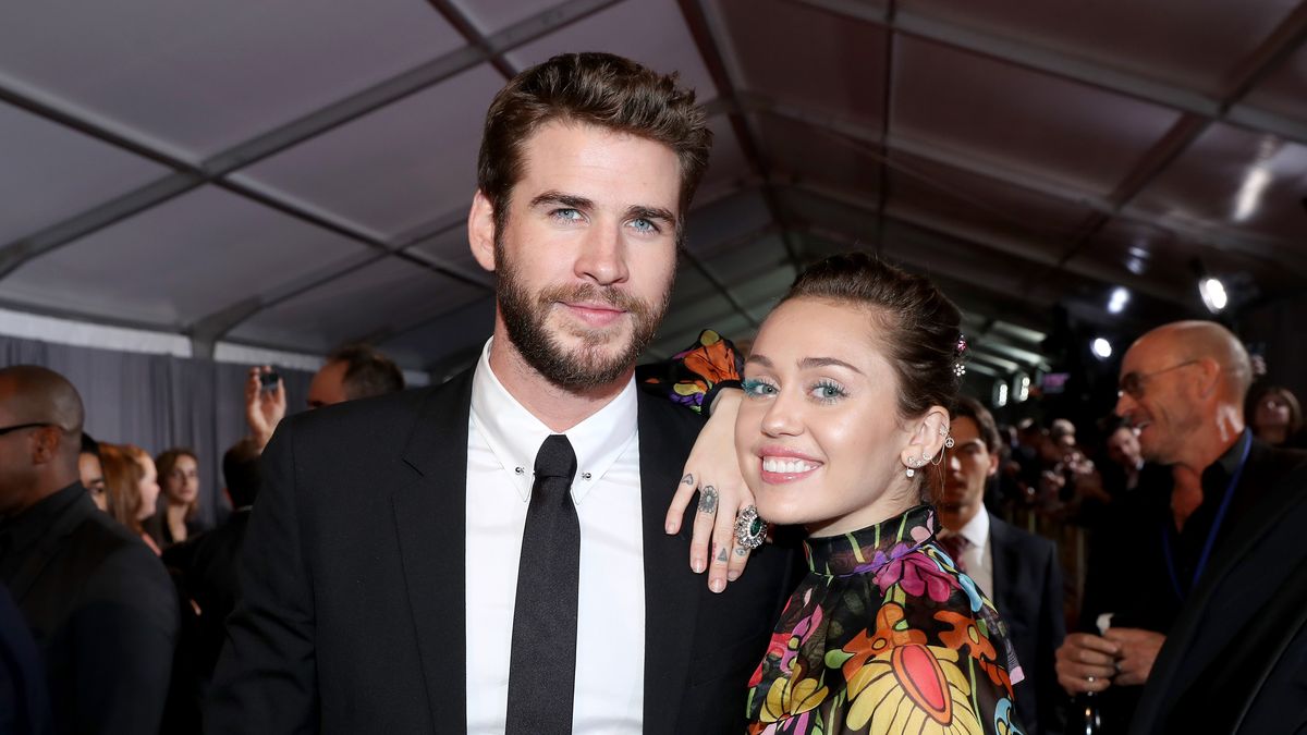 preview for Miley Cyrus & Liam Hemsworth Legally DIVORCED!