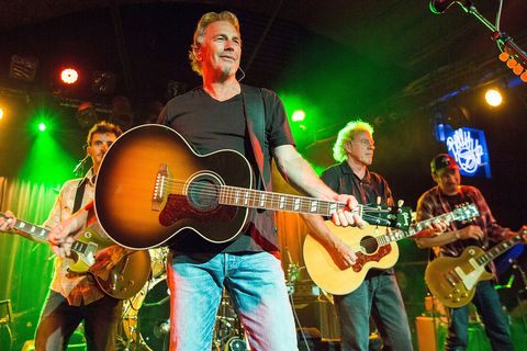 kevin costner and modern west in concert  solana beach ca