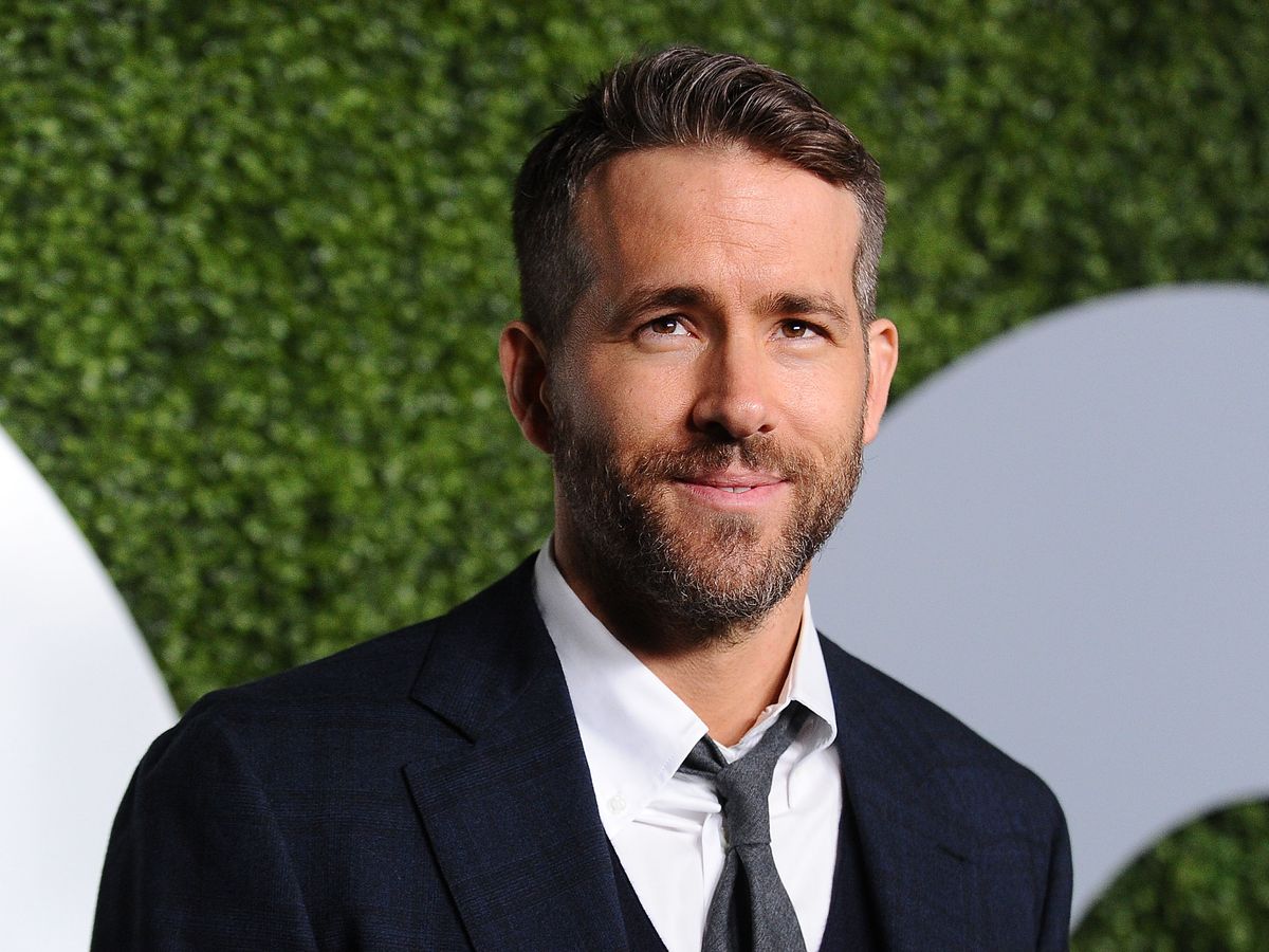 Ryan Reynolds Global Heist comedy pitch to Netflix 8 bidders – Deadline