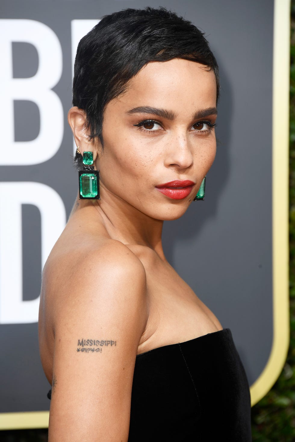 zoe kravitz– short natural hairstyles
