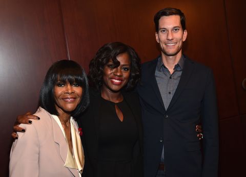cicely tyson, viola davis and "how to get away with ﻿murder" creatorexecutive producer peter nowalk