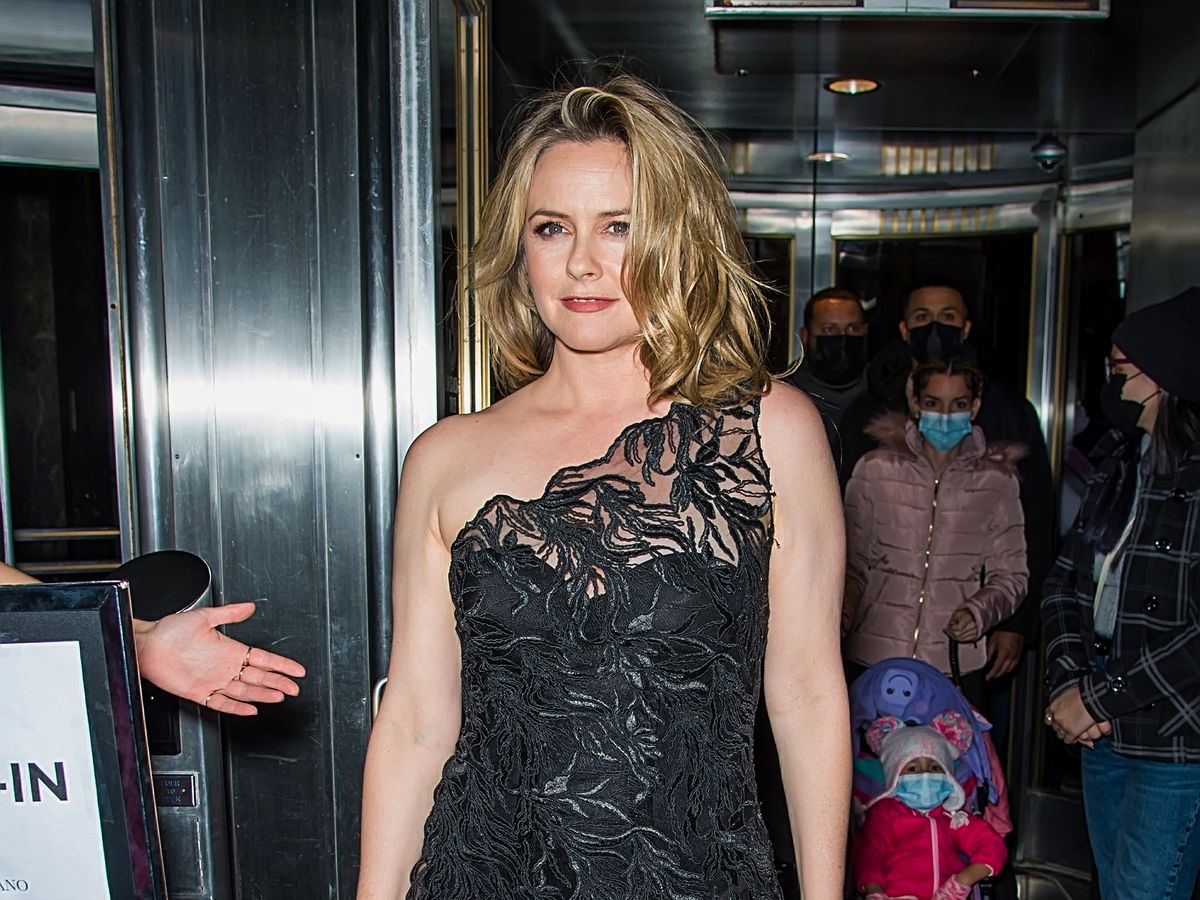 Alicia Silverstone Flashes Fit Legs In A Sheer Dress In New Snaps