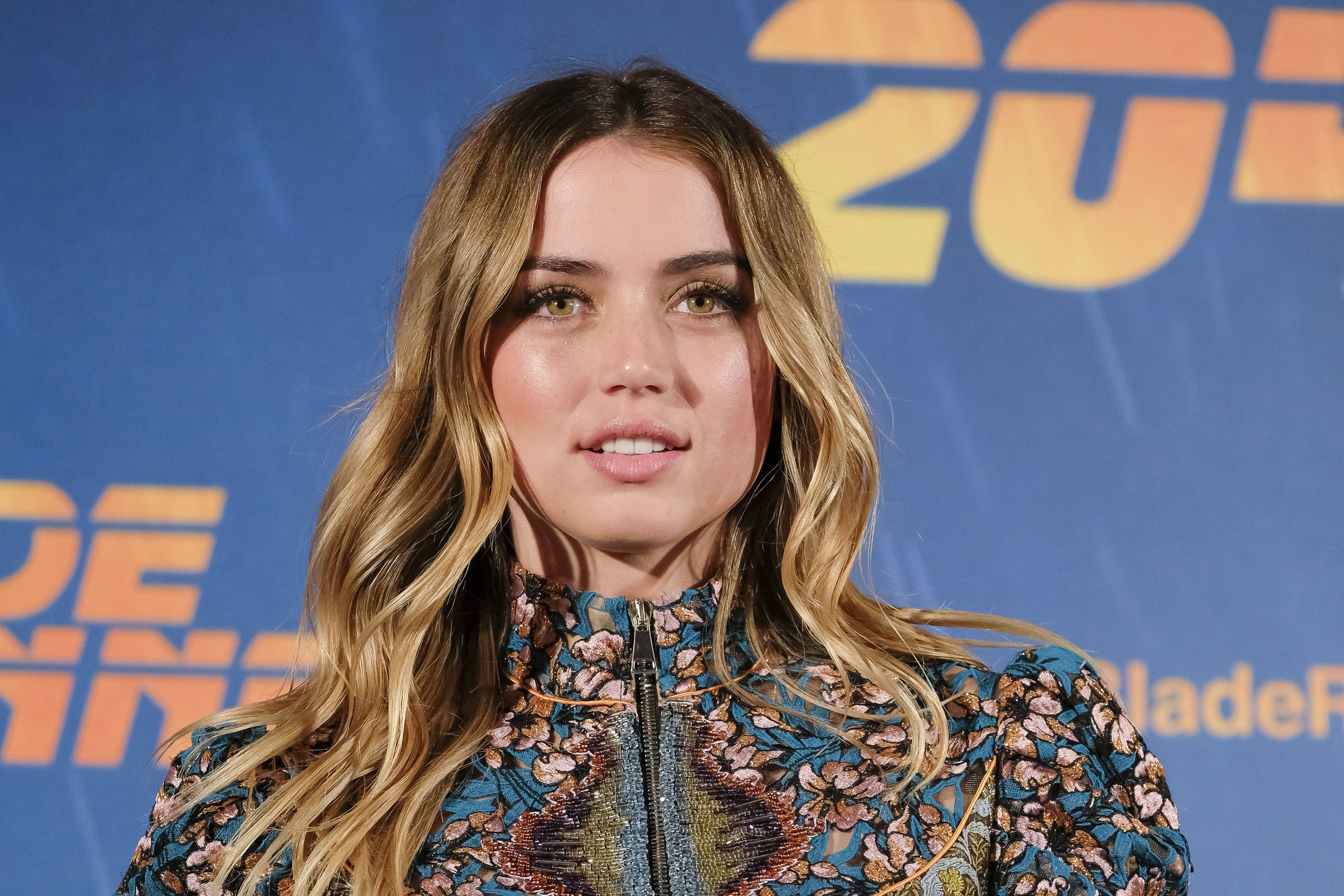Ana de Armas shares new photos of her celebrating the New Year