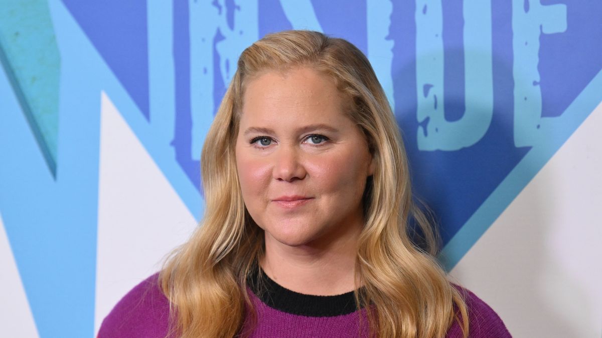 preview for Comedian Amy Schumer Bought Back the Farm Her Family Lost 25 Years Ago