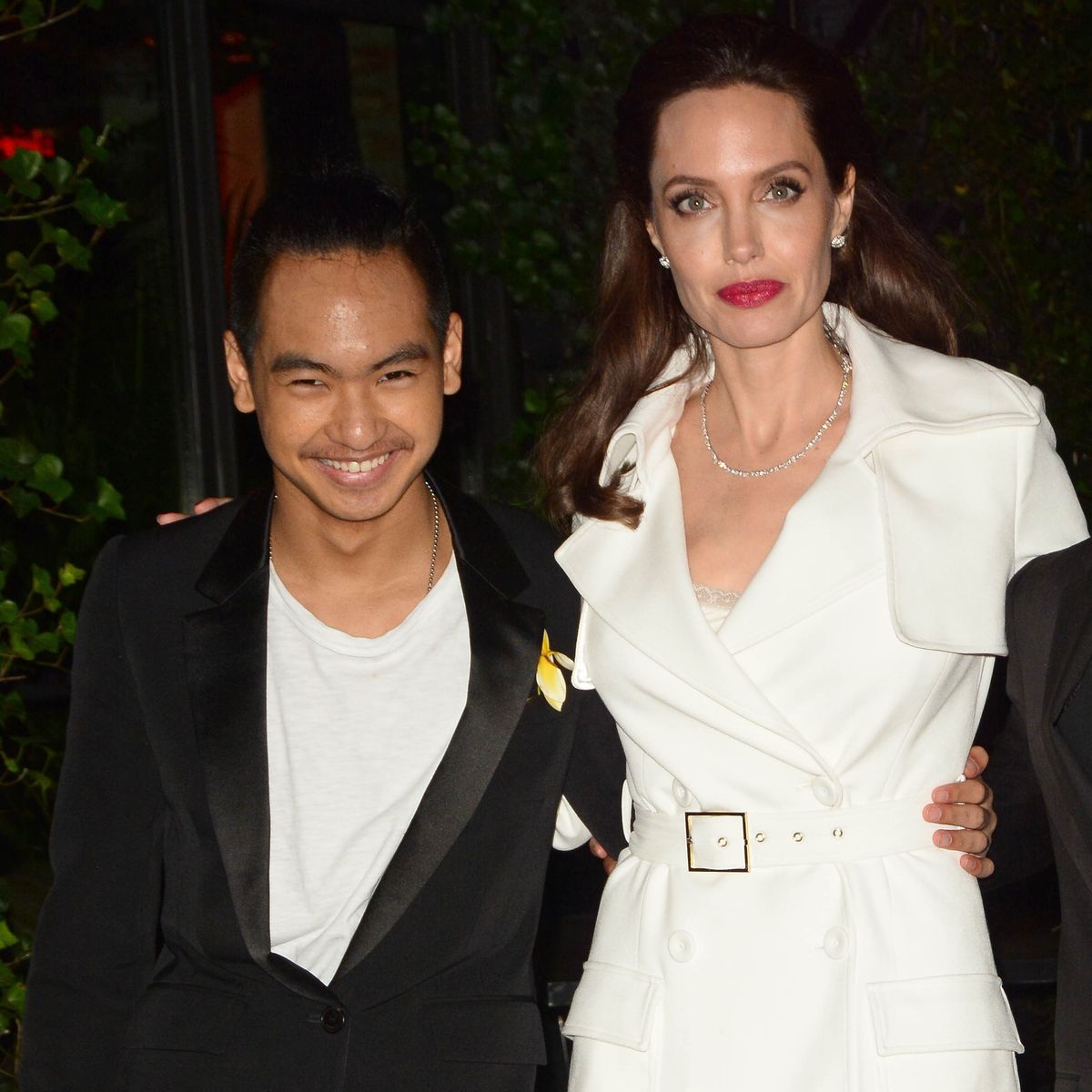 Angelina Jolie "Ugly Cried" After Dropping Her Son, Maddox Jolie-Pitt, at  College