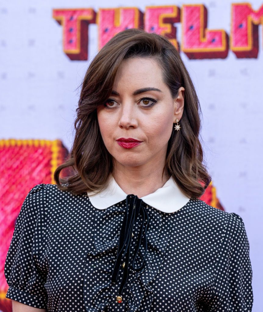 オーブリー・プラザ直筆サイン入り超大型写真…Aubrey  Plaza…レギオン オーブリー・プラザ直筆サイン入り超大型写真…Aubrey Plaza