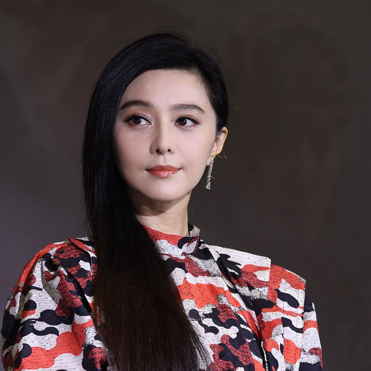 Fan Bingbing Reportedly Released from a Detention Location in China