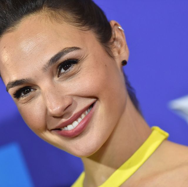 Gal Gadots Simple Skincare Routine Gives Her A Wonder Woman Glow