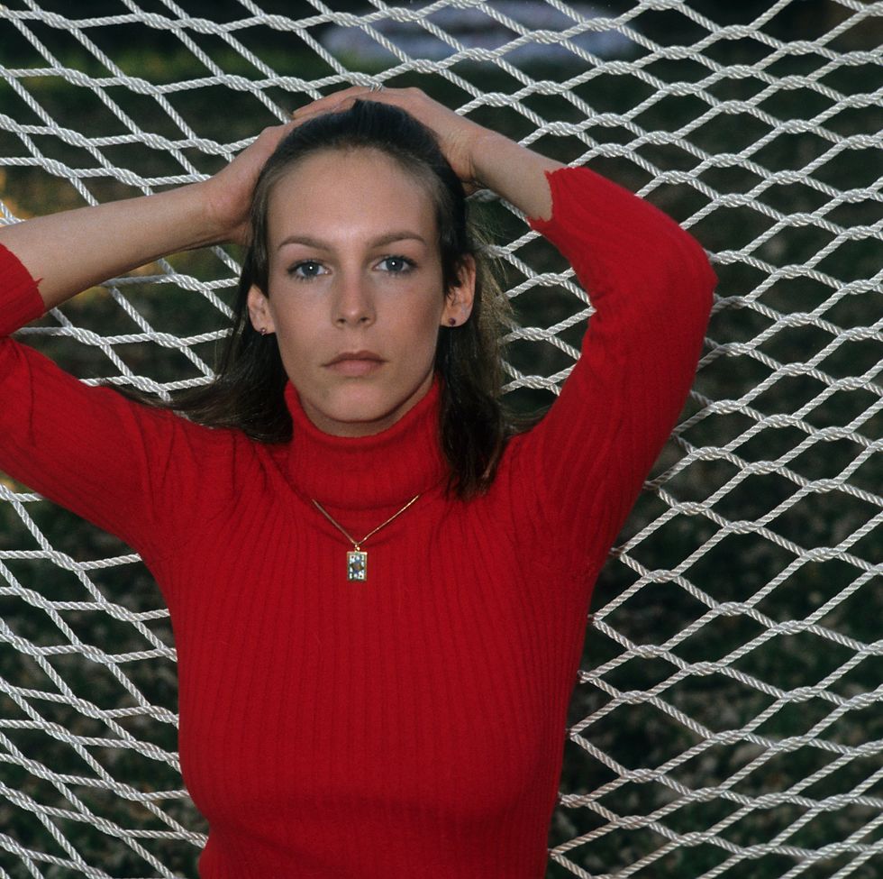 los angeles december 1978: actress jamie lee curtis poses for a portrait in december 1978 in los angeles, california. (photo by donaldson collection/michael ochs archives/getty images)