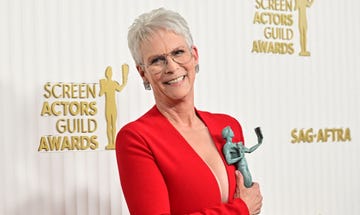 jamie lee curtis posa con su sag 2023