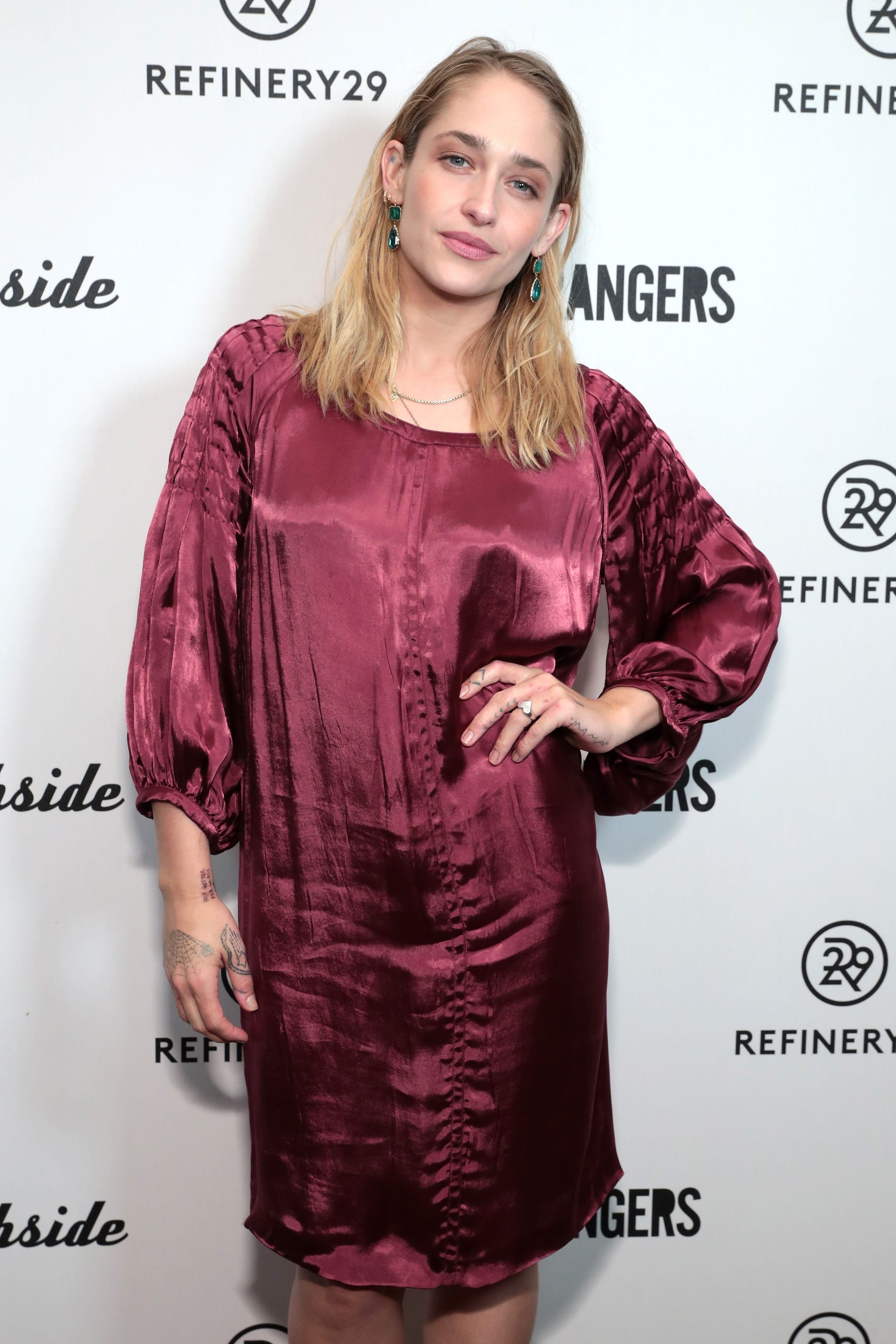 ¿Cuánto mide Jemima Kirke? Actress-jemima-kirke-attends-the-refinery29-and-beachside-news-photo-854913744-1538410635.jpg?crop=0.858xw:0.383xh;0.0848xw,0