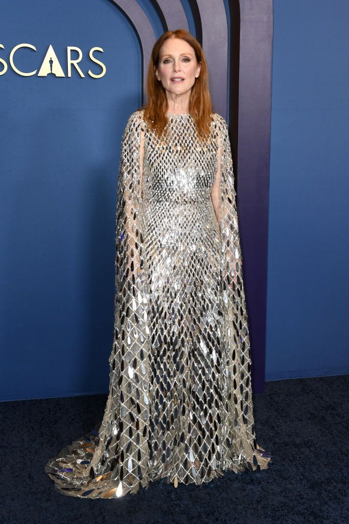 julianne moore at us entertainment ampas governors awards