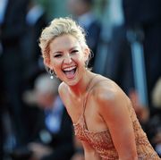 kate hudson abs arms legs workout instagram videos
